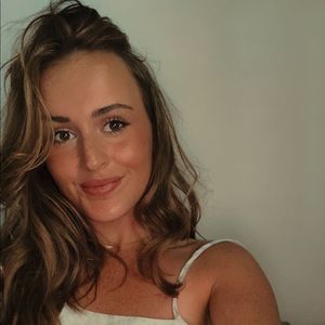 Meet your Posher, Madeline